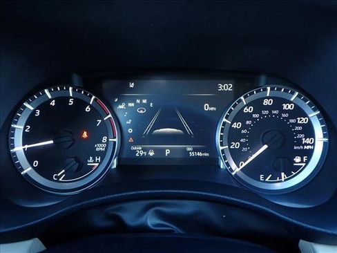 Used 2023 Toyota Highlander XLE image 25