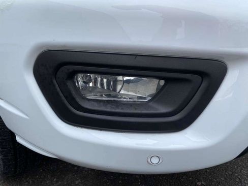 Used 2023 Ford Transit 350 XLT image 9