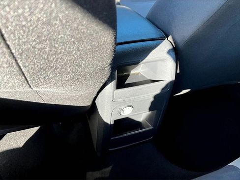 Used 2017 Volkswagen Jetta S image 30