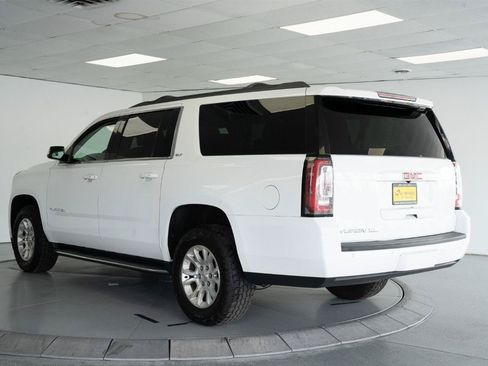 Used 2019 GMC Yukon XL SLT AWD/4WD image 8