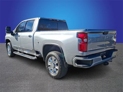Used 2024 Chevrolet Silverado 2500 High Country w/ High Country Premium Package image 6