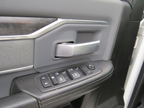 Used 2020 RAM 2500 Big Horn image 22