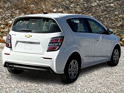 Used 2020 Chevrolet Sonic LT image 2