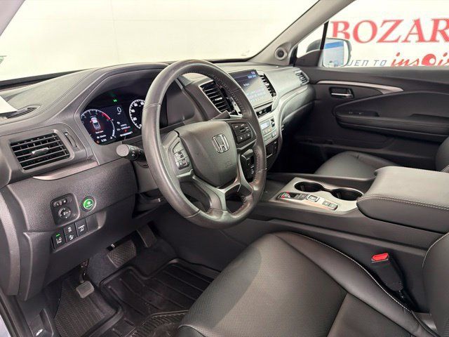 Used 2025 Honda Ridgeline RTL image 19