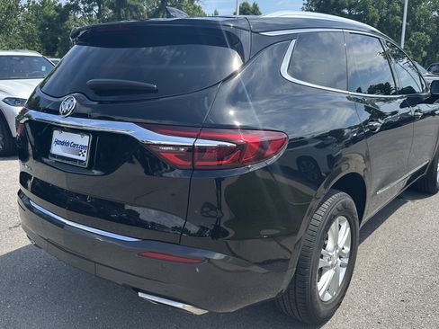 Used 2021 Buick Enclave Essence w/ Sound and Sites Package FWD image 10
