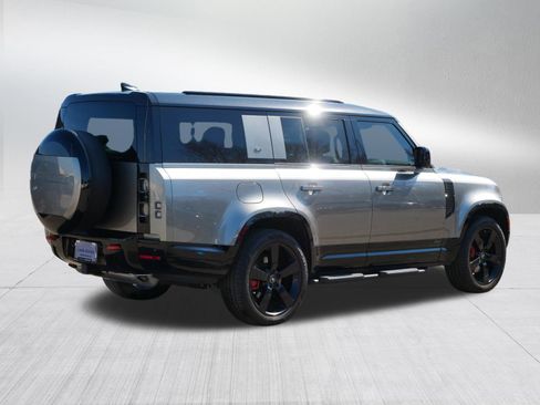 Used 2024 Land Rover Defender 130 X image 5