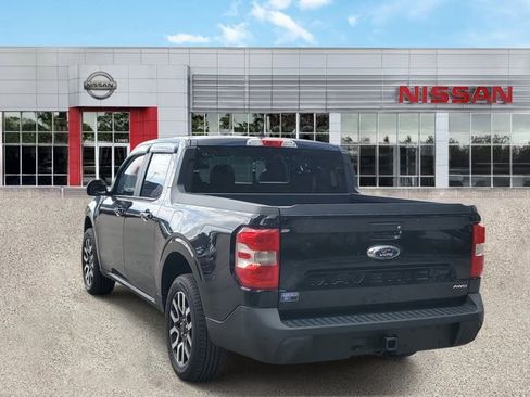 Used 2024 Ford Maverick Lariat image 6