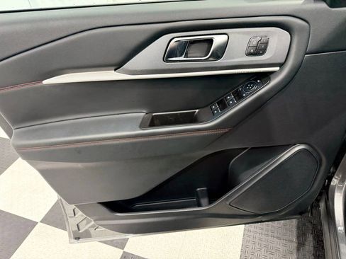 New 2026 Ford Explorer ST-Line w/ ST-Line Street Pack image 15