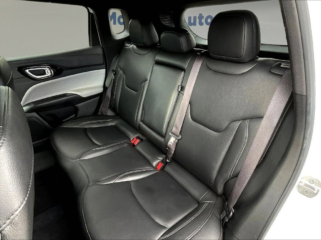 Used 2025 Jeep Compass Limited AWD/4WD image 25