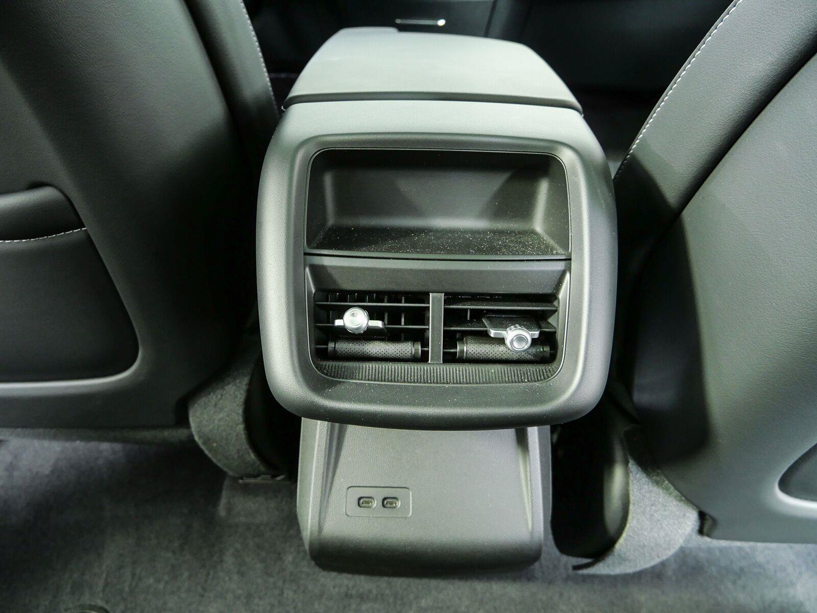 Used 2026 Cadillac Lyriq Sport RWD image 21