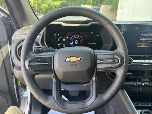 New 2025 Chevrolet Colorado W/T RWD image 23