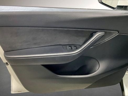 Used 2022 Tesla Model Y Performance AWD/4WD image 20