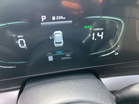 Certified 2023 Kia Sportage EX image 16