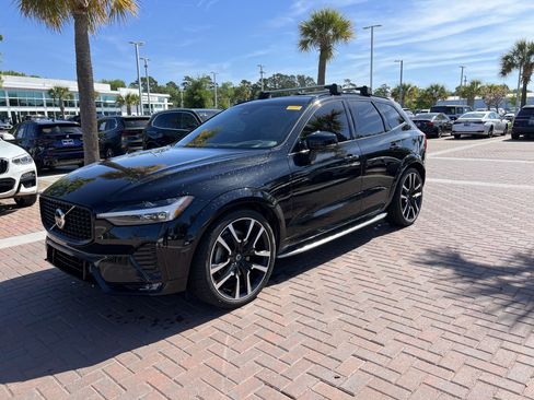 Used 2023 Volvo XC60 B5 Ultimate w/ Climate Package image 5