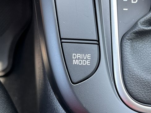 New 2025 Kia Soul LX w/ LX Technology Package image 9