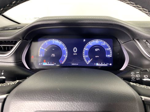 Used 2023 Jeep Grand Cherokee Limited AWD/4WD image 22