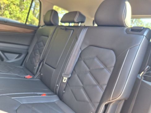 Used 2026 Volkswagen Atlas SE FWD image 23