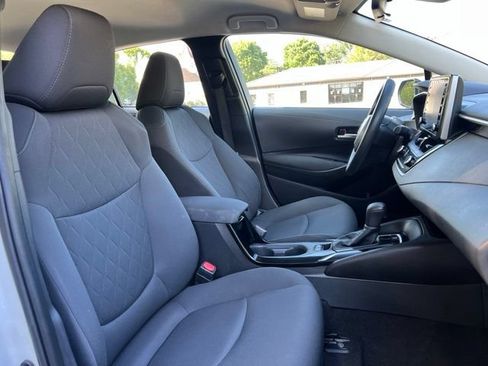 Used 2021 Toyota Corolla LE FWD image 22