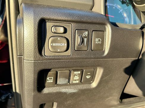 Used 2024 Toyota 4Runner Limited AWD/4WD image 15