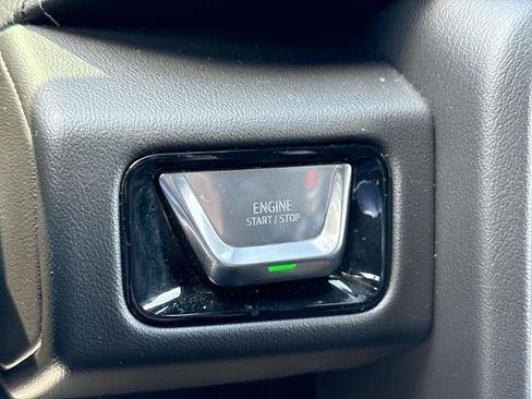 Certified 2025 GMC Yukon Denali AWD/4WD image 17
