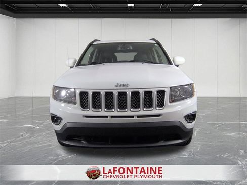 Used 2017 Jeep Compass High Altitude image 3