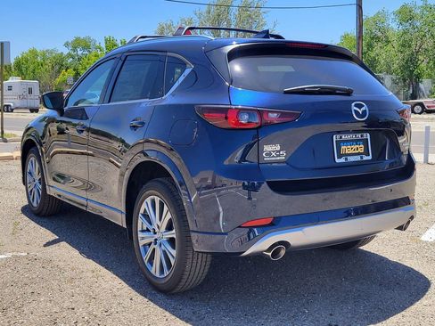 Used 2025 MAZDA CX-5 Signature image 3