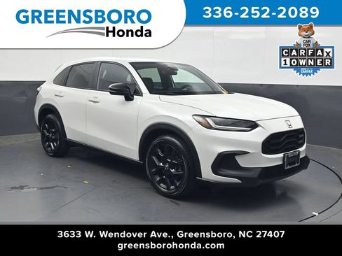 Used 2023 Honda HR-V Sport image 1