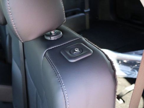 New 2026 Kia Sorento S w/ S Panoramic Sunroof Package FWD image 15