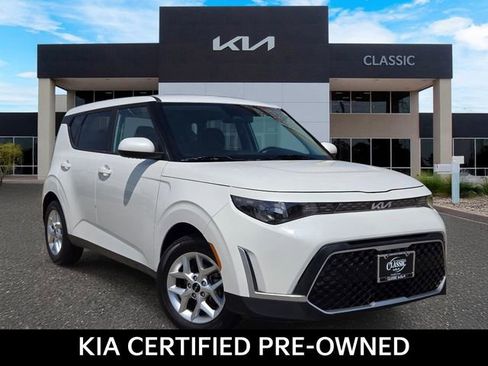 Certified 2025 Kia Soul LX w/ LX Technology Package FWD image 1