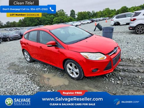 Used 2014 Ford Focus SE FWD image 5