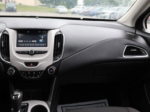 Used 2016 Chevrolet Cruze LS FWD image 24