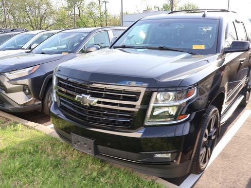 Used 2019 Chevrolet Tahoe Premier image 3