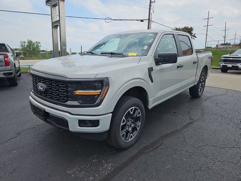 Used 2024 Ford F150 STX AWD/4WD image 3