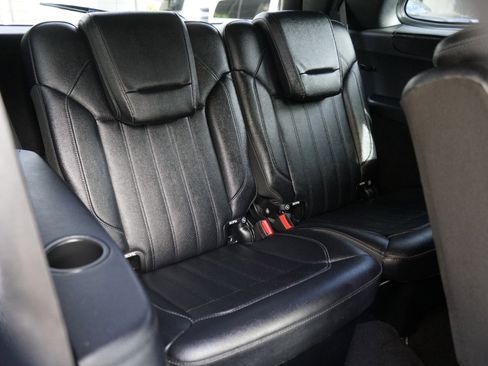 Used 2017 Mercedes-Benz GLS 450 4MATIC w/ Premium Package image 18