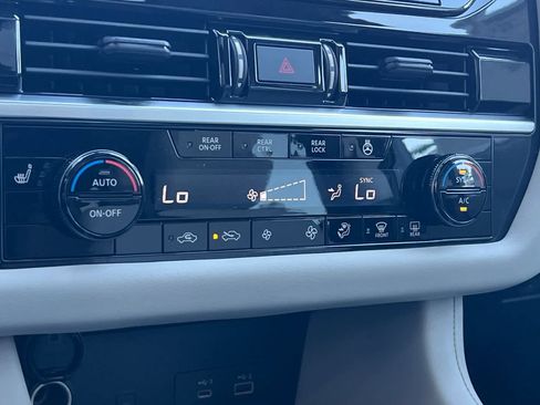 New 2025 Nissan Pathfinder SL image 26