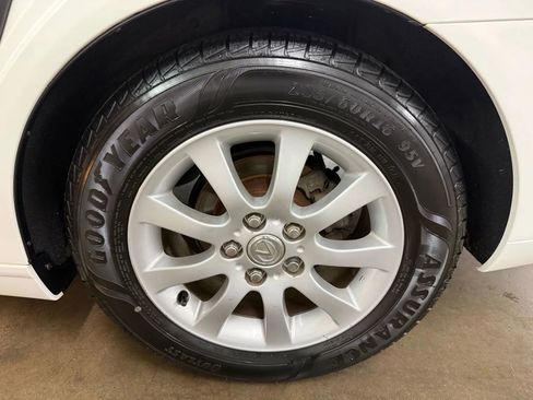 Used 2003 Lexus ES 330 ES 300 Sedan 4D image 32