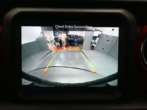 Used 2019 Jeep Wrangler Unlimited Rubicon AWD/4WD image 13
