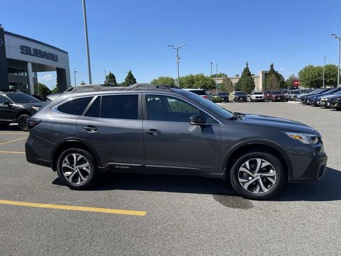 Used 2021 Subaru Outback Limited XT w/ Popular Package #2 AWD/4WD image 11