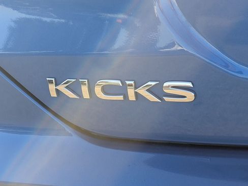 Certified 2025 Nissan Kicks Play S FWD image 8