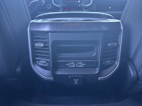 Used 2022 RAM 1500 Big Horn image 32
