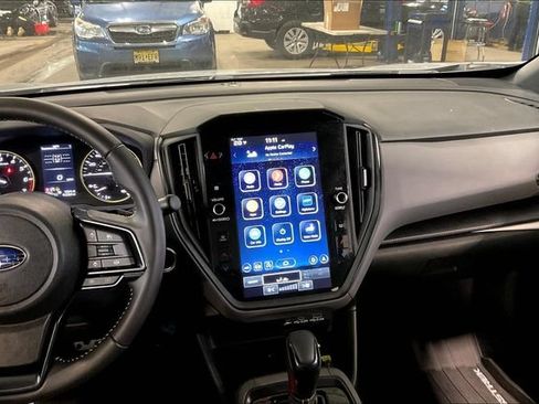 Used 2025 Subaru Crosstrek 2.5i Sport AWD/4WD image 6