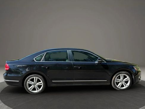 Used 2014 Volkswagen Passat TDI SEL Premium image 9