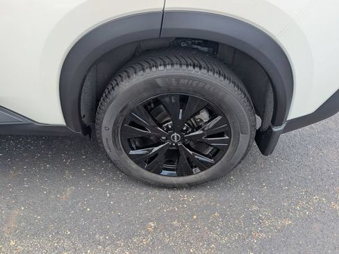 Certified 2023 Nissan Rogue SV w/ SV Premium B Package AWD/4WD image 17