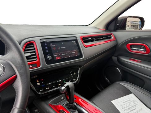 Used 2021 Honda HR-V EX-L image 12