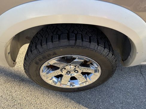 Used 2010 Dodge Ram 1500 Truck Laramie image 17