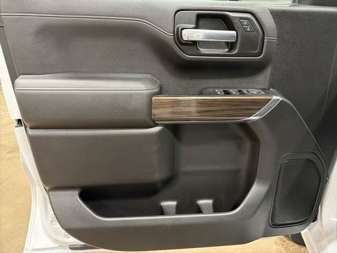 Used 2019 Chevrolet Silverado 1500 LT w/ All-Star Edition image 16