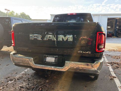 Used 2026 RAM 2500 Big Horn AWD/4WD image 5