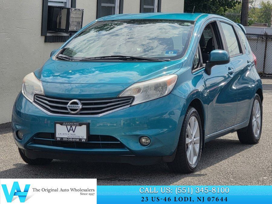 Used 2014 Nissan Versa Note SV w/ SL Package FWD image 3