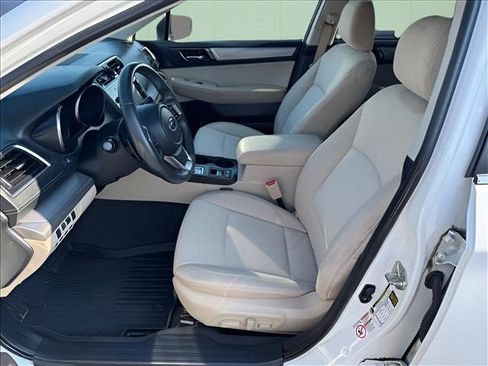 Used 2019 Subaru Outback 2.5i Premium w/ Protection Package #1 AWD/4WD image 5