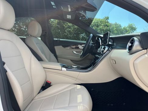 Used 2018 Mercedes-Benz C 300 4MATIC Sedan image 27